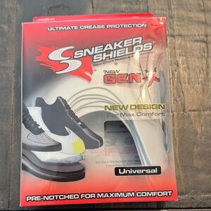 Crease Protectors - White